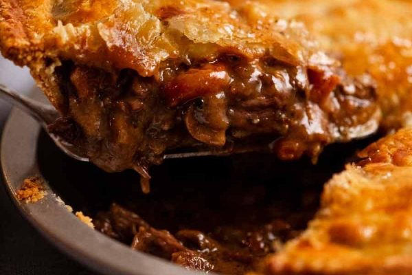 Generational Feasts: Delving into the Legacy of Traditional Family Pies