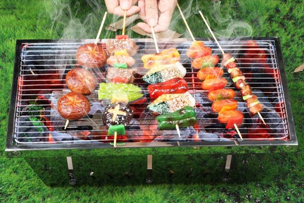 Sizzling BBQ Delights: Top Recipes for Family Get-Togethers