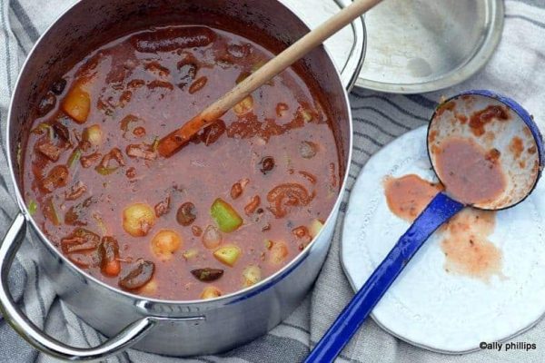 Sensational Family Stews: Sharing Delicious Moments