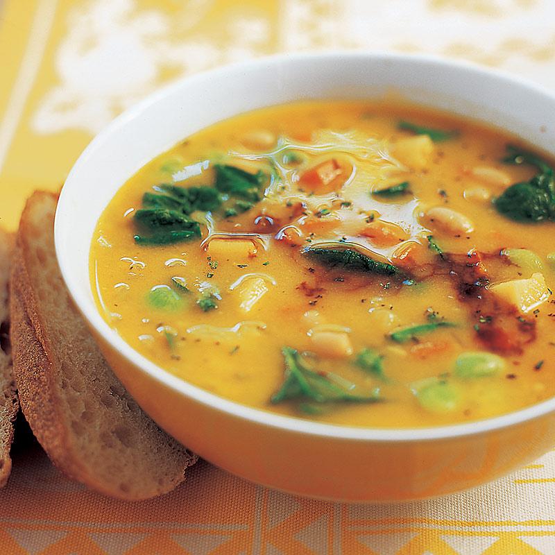 Explore the​ Comforting Flavors of Hearty Vegetable Soups