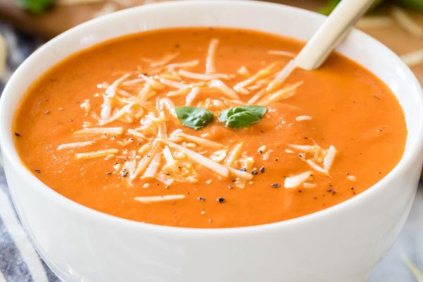 Cozy Soup Delights: Family-Friendly Recipes