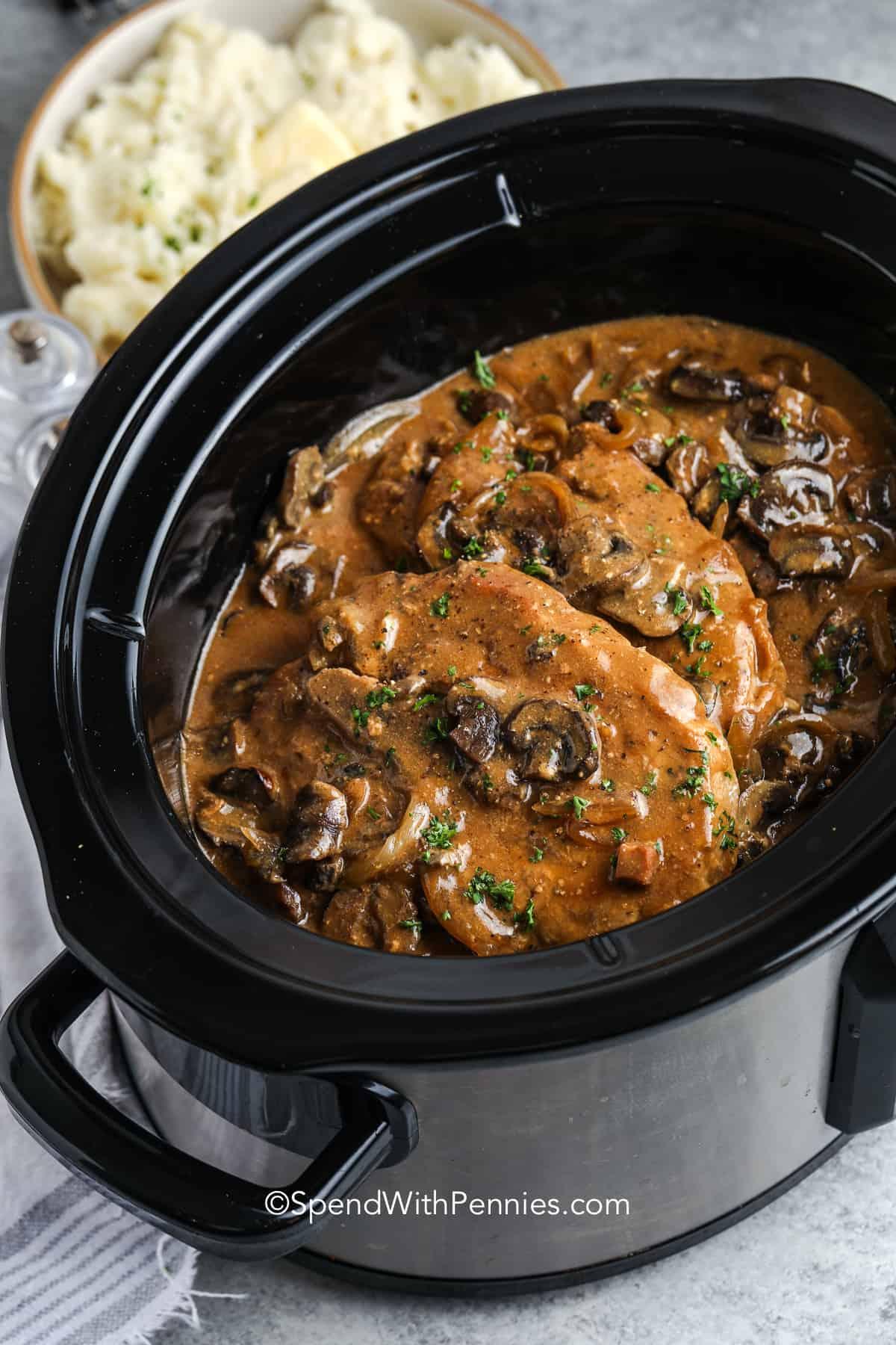 Crockpot Cravings: Easy Family Favorites