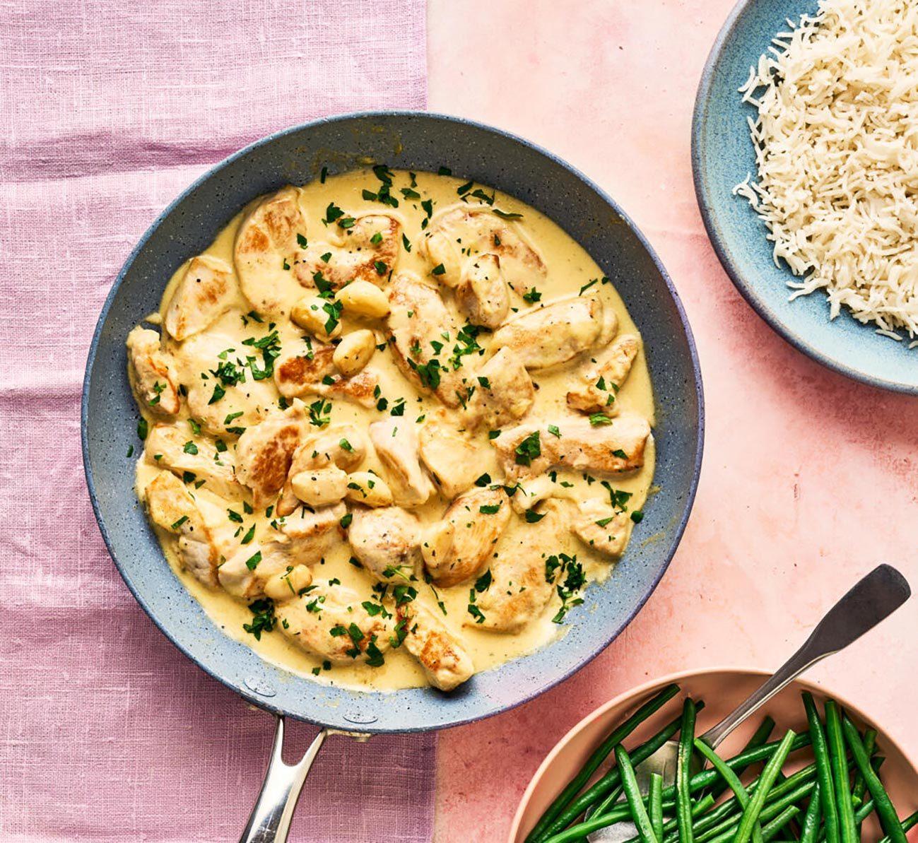 One-Pot Creamy Garlic Chicken Pasta Recipe