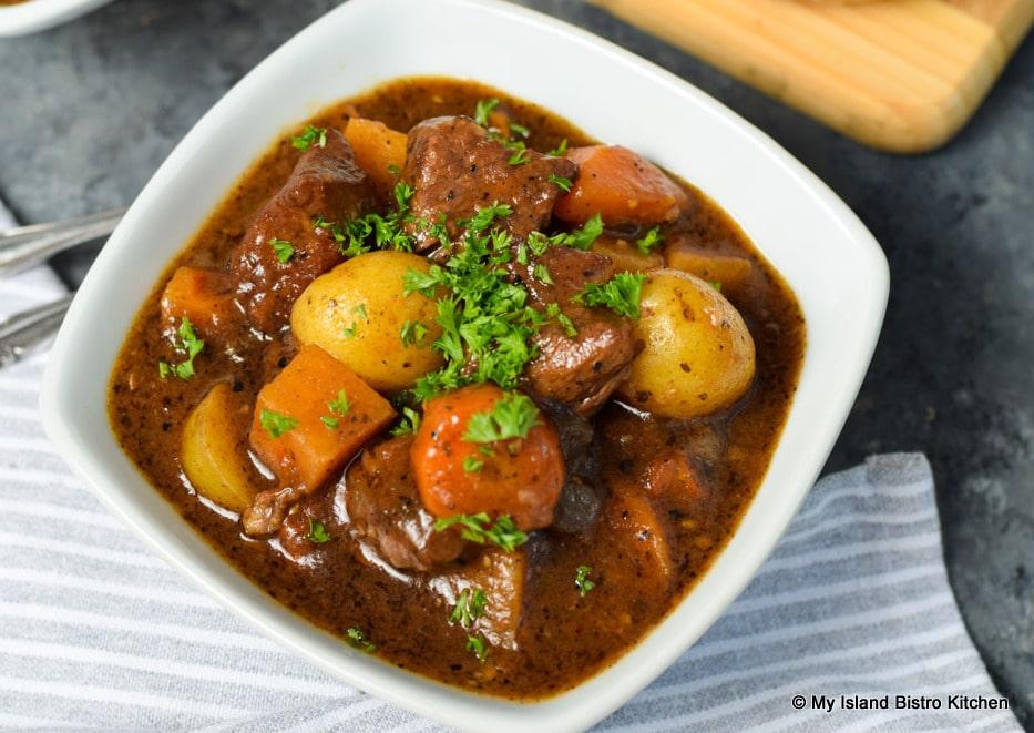 -⁤ The Heartwarming‌ Tradition of ‍Homestyle Stews