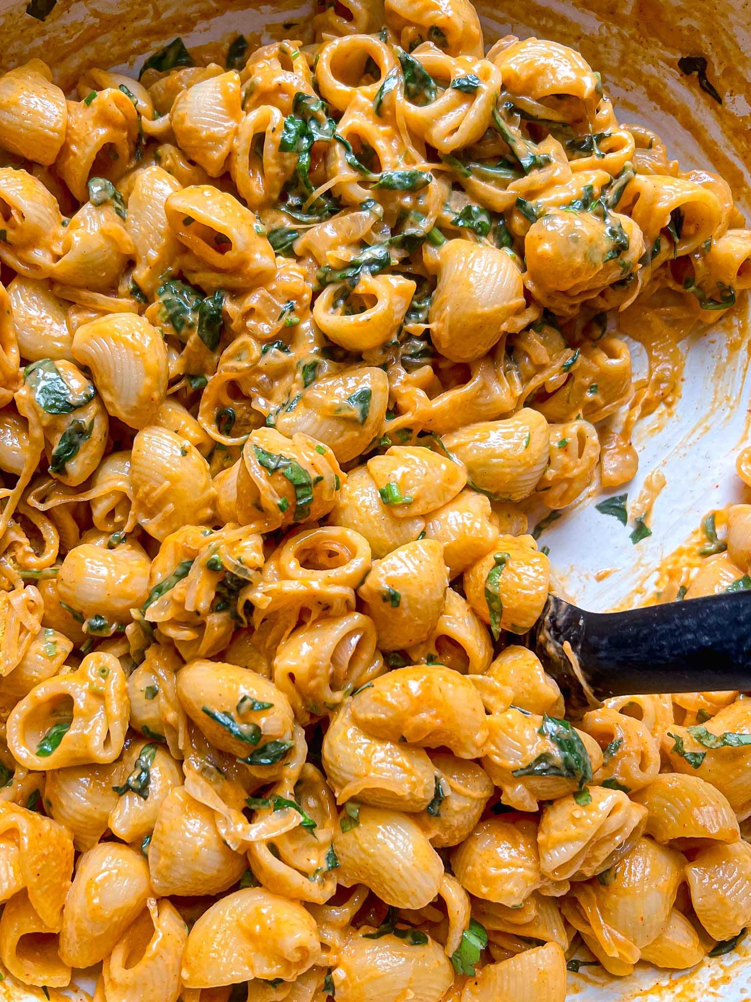 - Quick and Easy Pasta Recipes for Busy Weeknights