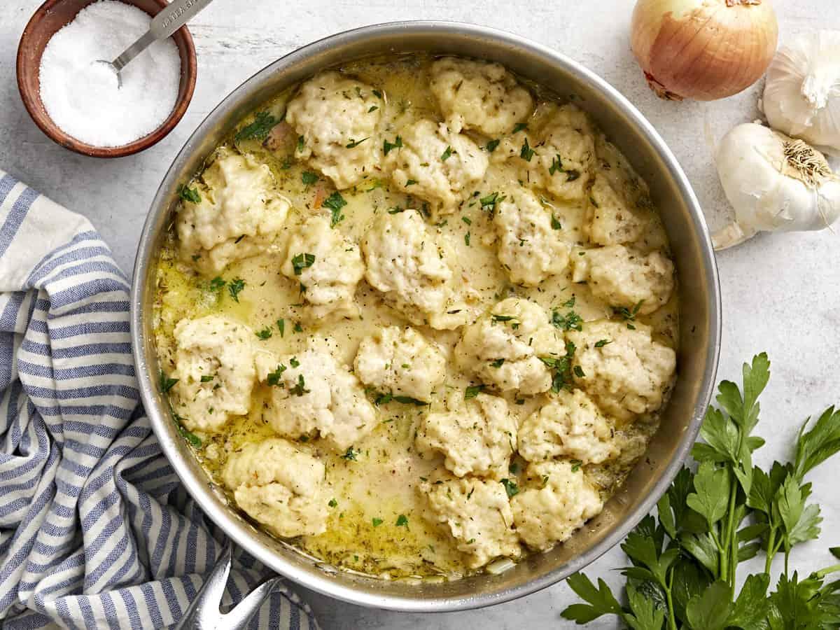 Family-Favorite Chicken ⁣and‍ Dumplings Slow ⁤Cooker ‍Recipe