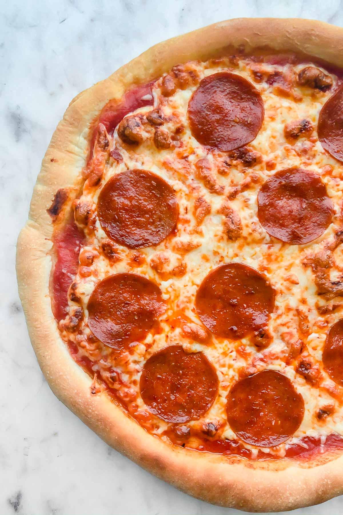 Creating Homemade Pizza⁣ Masterpieces: Toppings, Crusts, and Sauces to Try