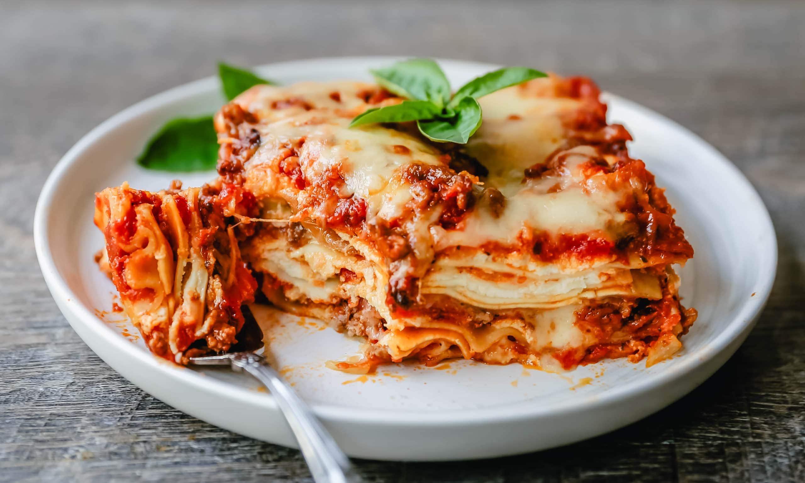 Heading ‍1: Essential Ingredients for a Flavorful⁢ Family Lasagna